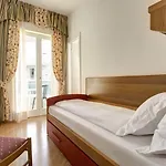 Cavalieri Palace & ホテル リド・ディ・イエゾロ