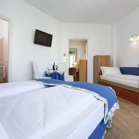 Cavalieri Palace &
