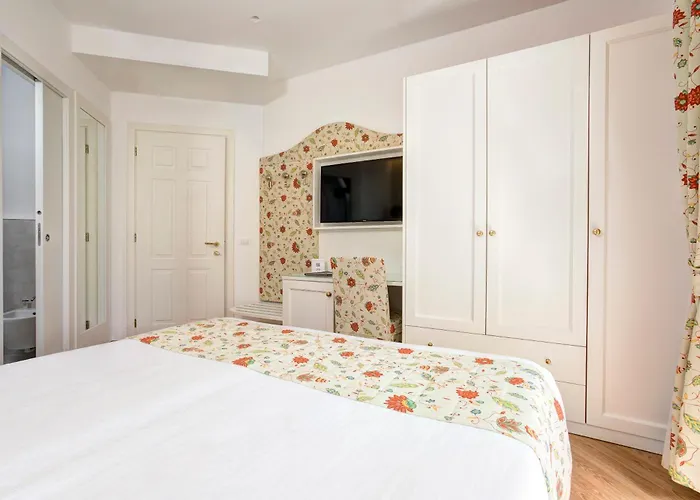 Cavalieri Palace & Hotel 4*