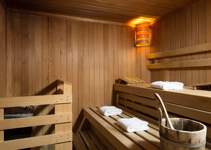 ホテル Cavalieri Palace & 4*