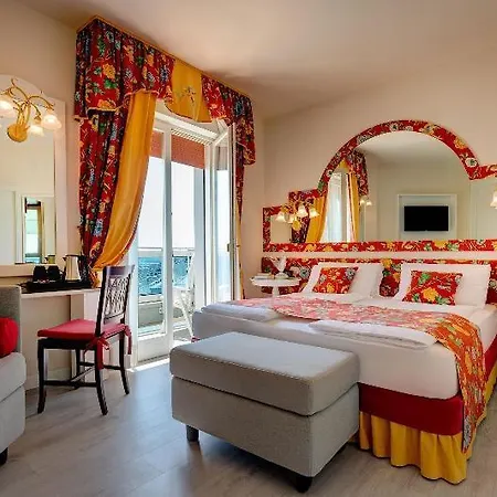Cavalieri Palace & מלון 4*