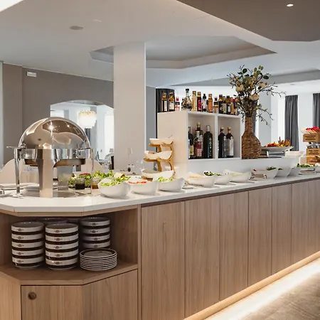 Cavalieri Palace & Hotel 4*