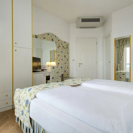 Cavalieri Palace &