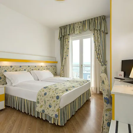 Cavalieri Palace & 호텔 리도 디 예솔로