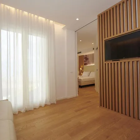 Cavalieri Palace & Hotel