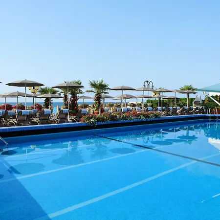 Cavalieri Palace & 4*