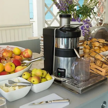 Hotel Cavalieri Palace & 4*