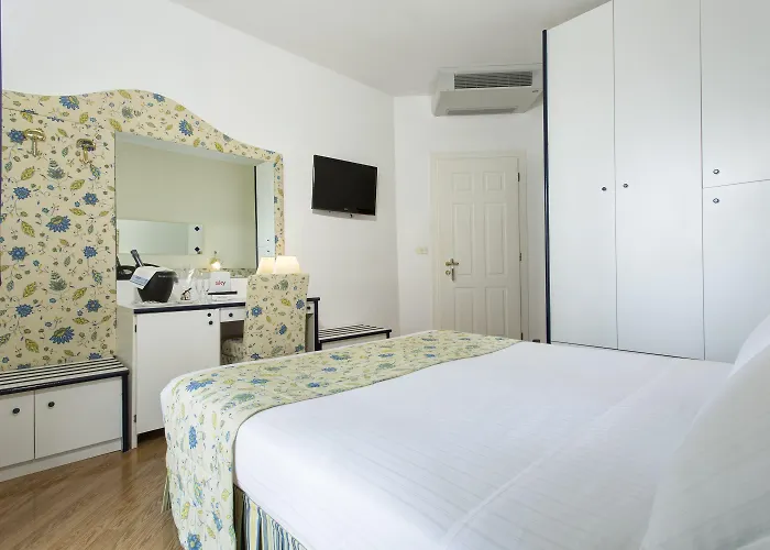 Hotel Cavalieri Palace & Lido di Jesolo