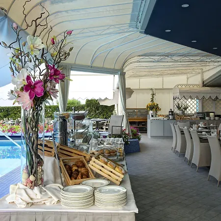 Hotel Cavalieri Palace & Lido di Jesolo